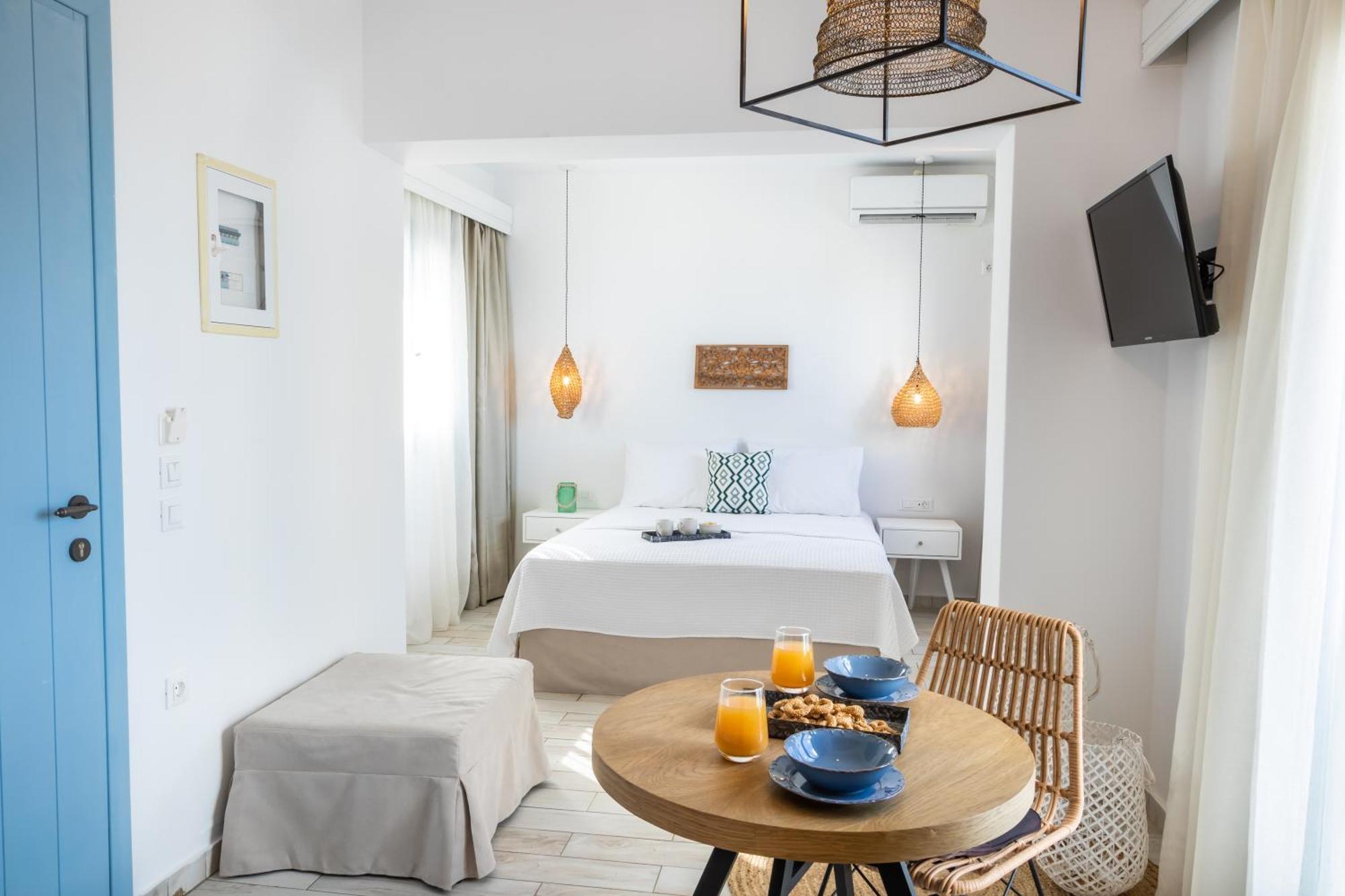 Yploui Suites Kárpathosz Kültér fotó