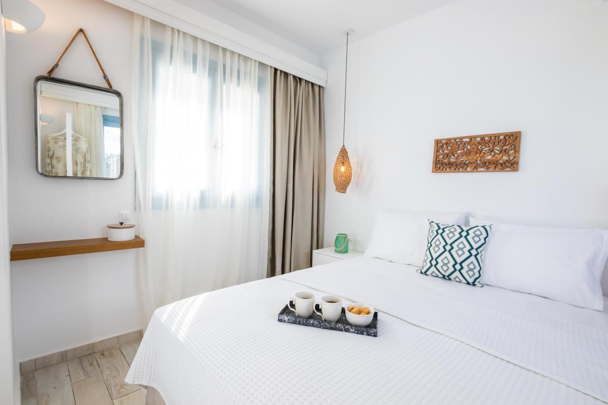 Yploui Suites Kárpathosz Kültér fotó