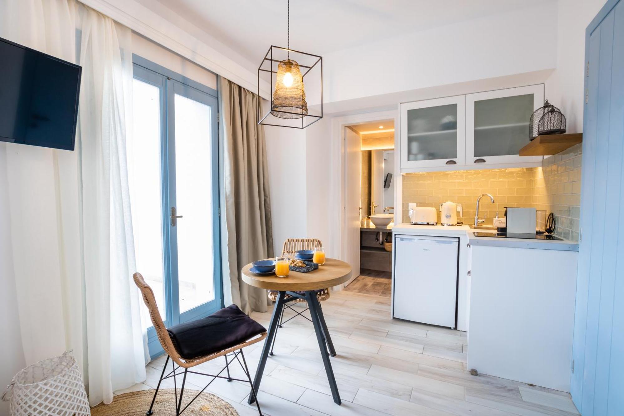 Yploui Suites Kárpathosz Kültér fotó