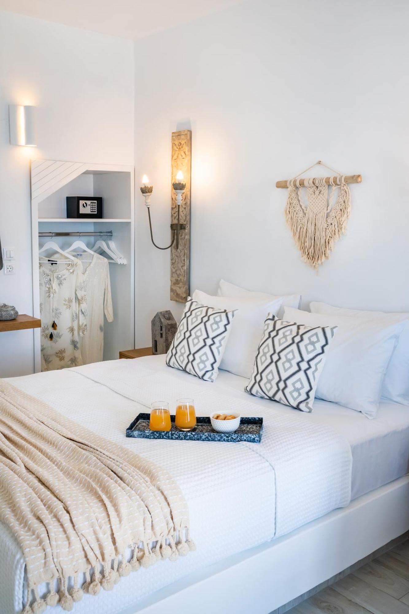 Yploui Suites Kárpathosz Kültér fotó